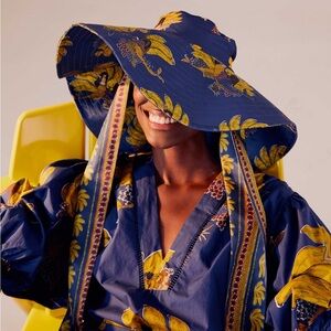 NWT Farm Rio Blue Mermaid Bananas Hat